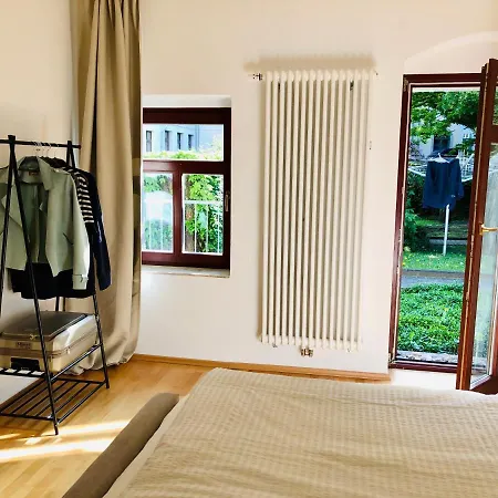 Apartment Mit Terrasse In Zwingernaehe - Hilger