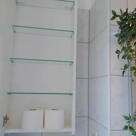 Helles Mit Balkon Am Grossen Garten Nahe Stadtzentrum Apartment *
