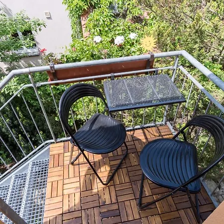 Apartment Am Kaitzer Weinberg *