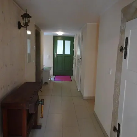 Apartment Gäste Haus *