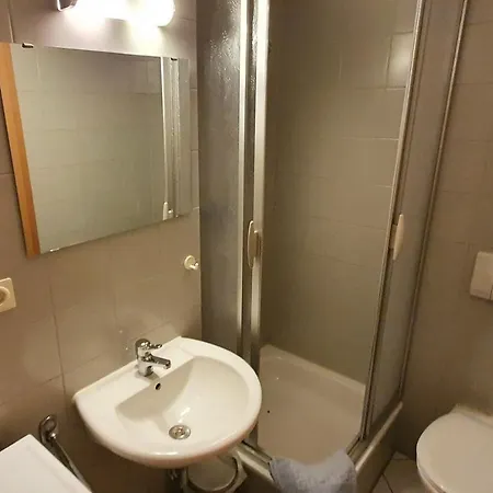 Laurin Apartment