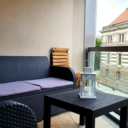 Apartment Pineapple Luxus Im Palais Am Neumarkt