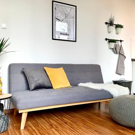 Apartment Only 750m Zwinger, Netflix, Fast Wlan, Self-checkin, Super Nintendo