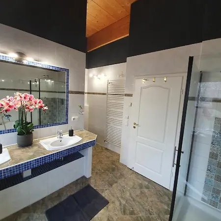 Storchennest Apartment *