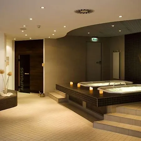 Ramada By Wyndham Hotel 4*