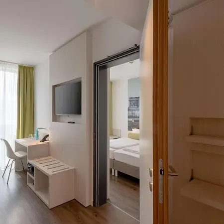 Super 8 By Wyndham Hotel Drážďany