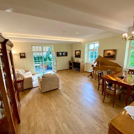 Ferienwohnung Natur Und Kunst Apartment
