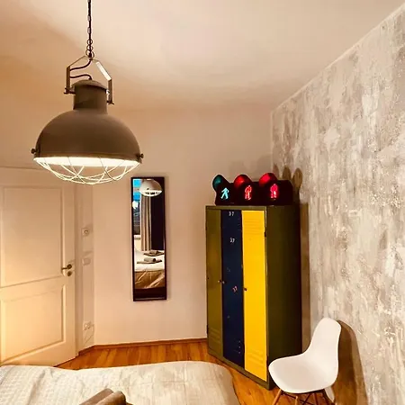 Edle - Industrial Style Apartment
