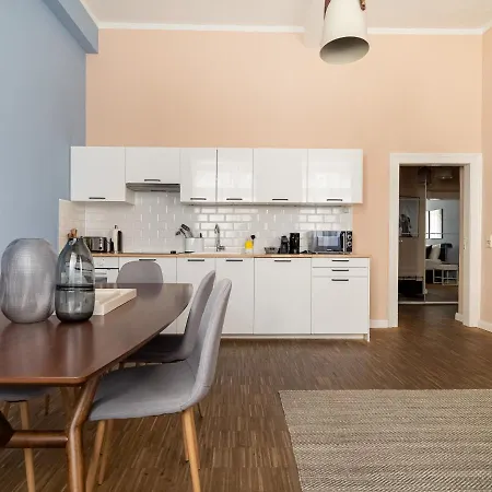 Limehome Hoyerswerdaerstrasse * Dresda