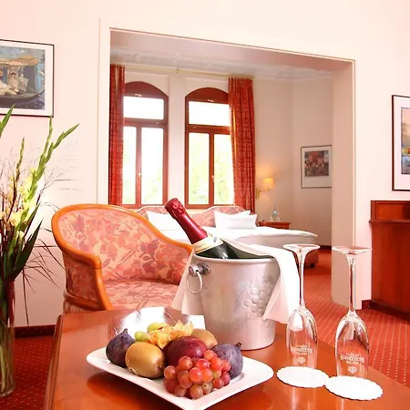 Hotel Artushof 4*