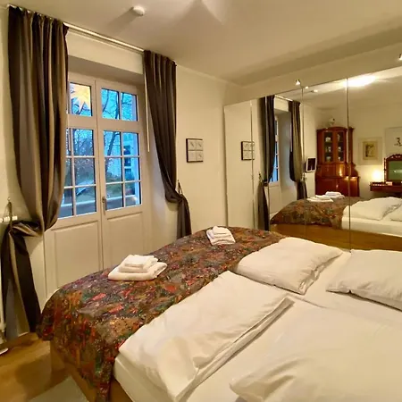 Ferienwohnung Natur Und Kunst Apartment *