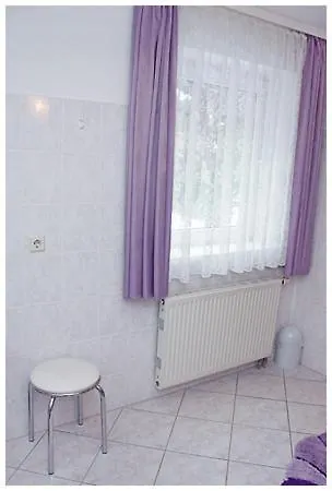 Ferienwohnungen Pokoj-Wohnung 4 *