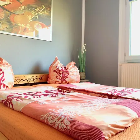 Whg./flat Am Grossen Garten In *