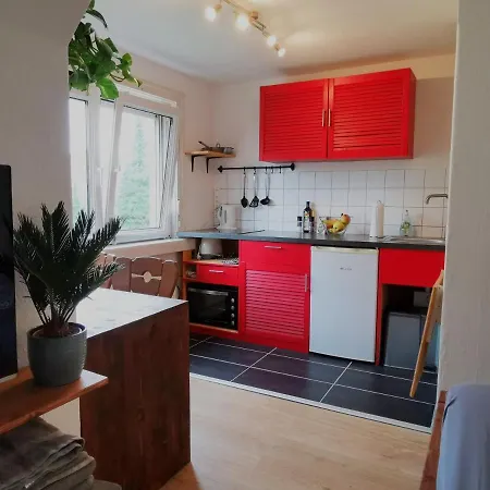 Modernes Kleines Am Uni-campus - Perfekt Für Junge Und Unternehmungslustige * Dresden