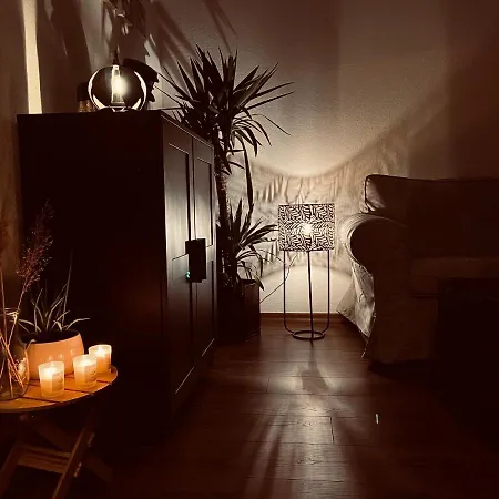 Traumhaftes Zwei-zimmer-apartment An Der Elbe *
