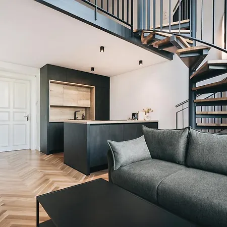 Neu! Palais Residenz Direkt Im Zentrum Inklusive Netflix *