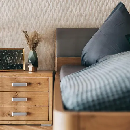 Neu! Palais Residenz Direkt Im Zentrum Inklusive Netflix Apartment Dresden