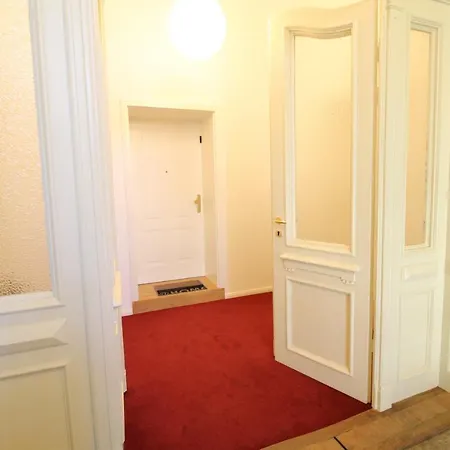 Zu Besuch Im Palast - Perfekte Lage * Dresden