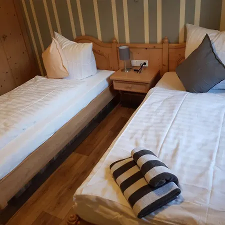 Guest house Lindenhof *
