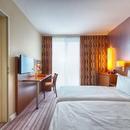 Leonardo Altstadt Hotel 3*