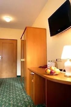 Landhotel Dresden Hotel