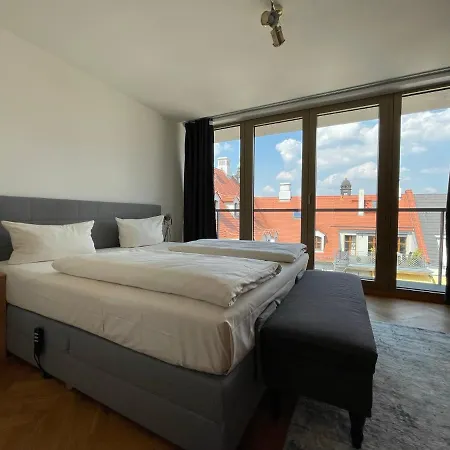 Modernes An Der Frauenkirche Ii Apartment *