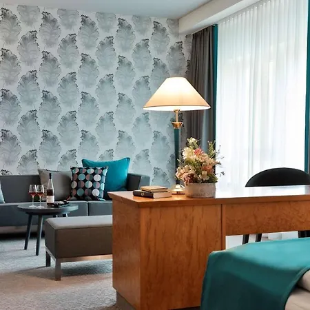 Dorint Hotel 4*