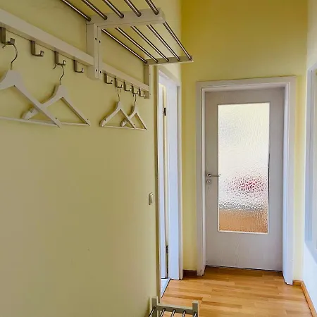 Moderne In Der Dresdner Neustadt Lägenhet *