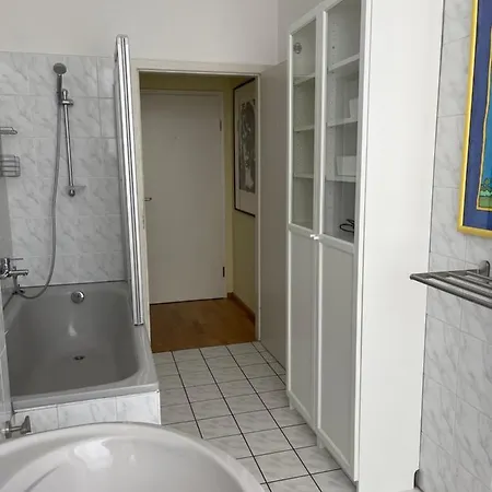 Moderne In Der Dresdner Neustadt Lägenhet *