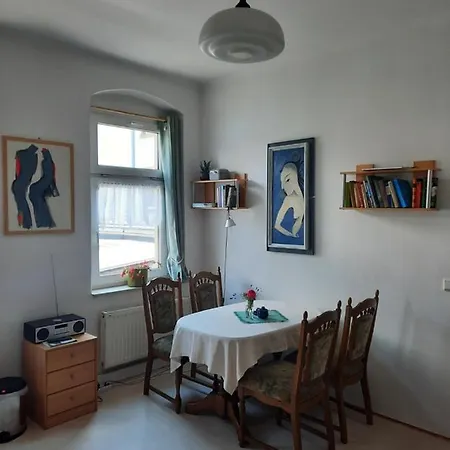 Kunstoase Am Blauen Haus Apartment