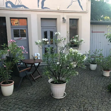 Apartment Kunstoase Am Blauen Haus