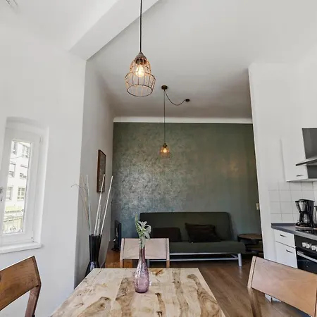 Neustadt Apartment *