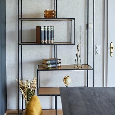 Apartment Spaciousliving Design - - Box Spring Bed - Exhibition