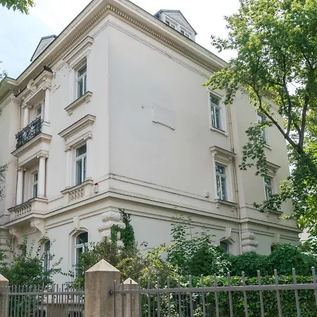 Limehome Antonstrasse 3*