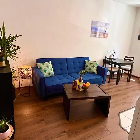 Traumhaftes Zwei-zimmer-apartment An Der Elbe *