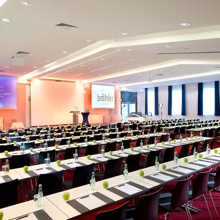 Radisson Blu Park & Conference Centre 4*