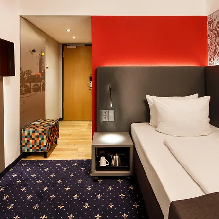 - South, An Ihg Hotell Dresden