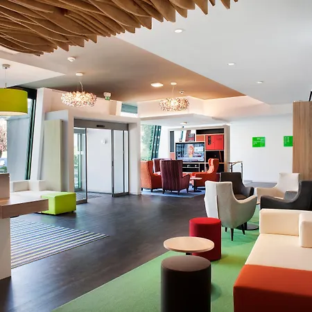 - South, An Ihg Hotell 4*