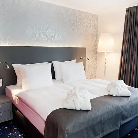Hotel - South, An Ihg