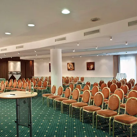 Ramada By Wyndham Dresde