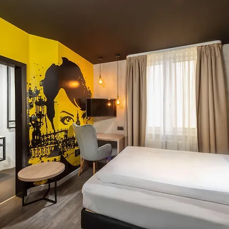 Hotel Ibis Styles Neustadt 3*