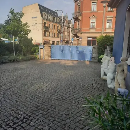 Apartment Kunstoase Am Blauen Haus