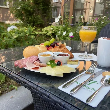 - Am Zwinger By Ihg