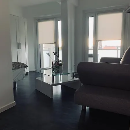 Apartment Mit Penthouse Charakter In