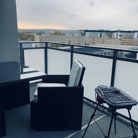 Mit Penthouse Charakter In Apartment Dresden