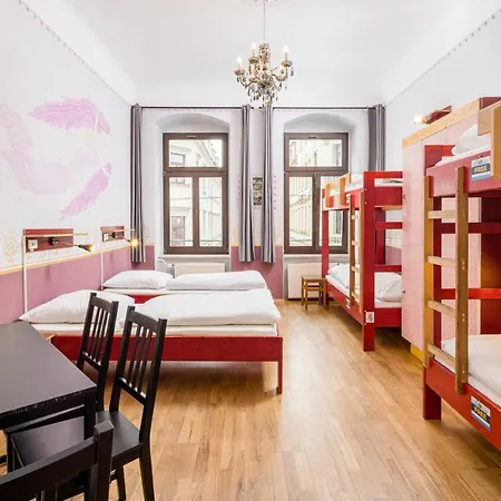 Mondpalast Hostel