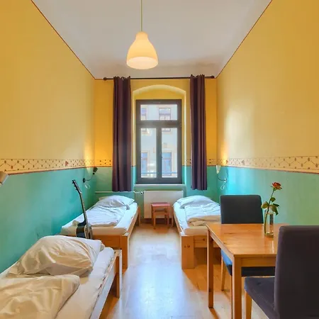 Hostel Mondpalast