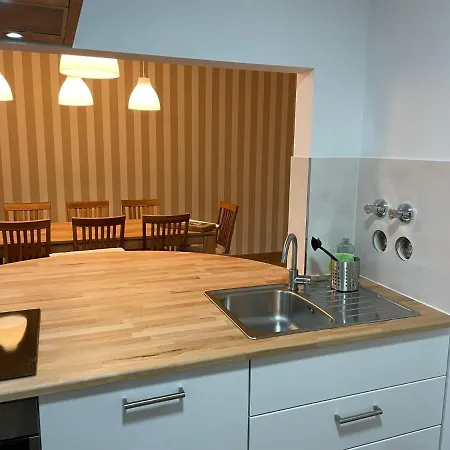 Apartment-haus Landeskrone Lejlighed