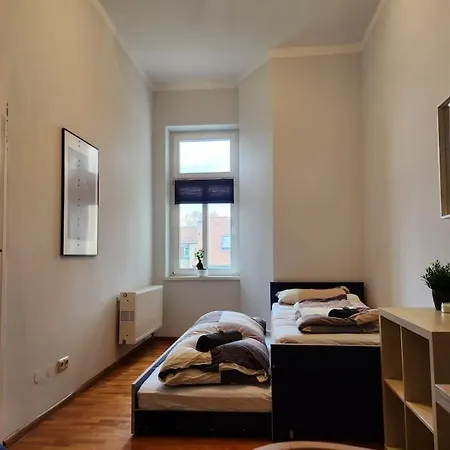 4 Raum Mit Balkon Auf 120sqm In Lage Apartment *
