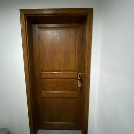 Zimmervermietung Abir Guest house *